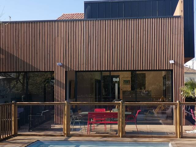 Bordeaux Grande Maison 6 CH avec Piscine Chauffée gallery image 2