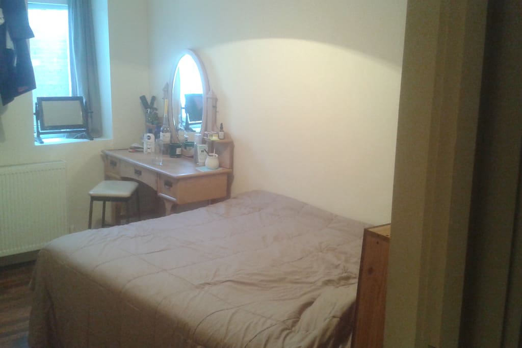 Main bedroom (double)