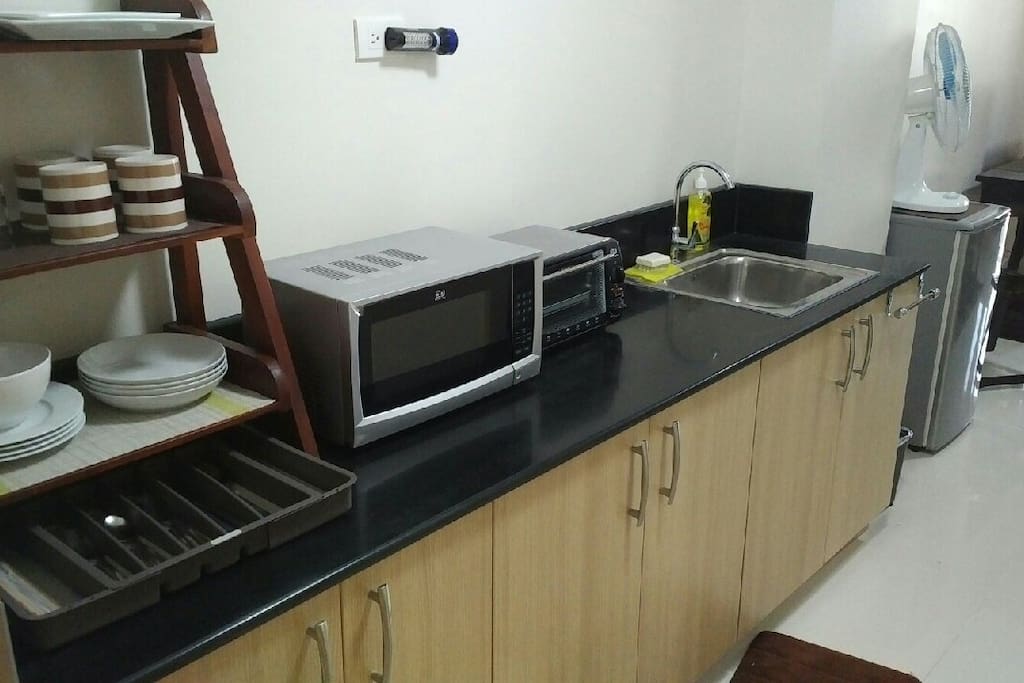 Microwave and Oven Toaster