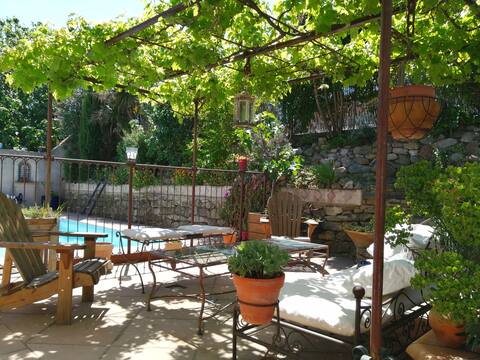 Beautiful Mediterranean Villa with character and charm