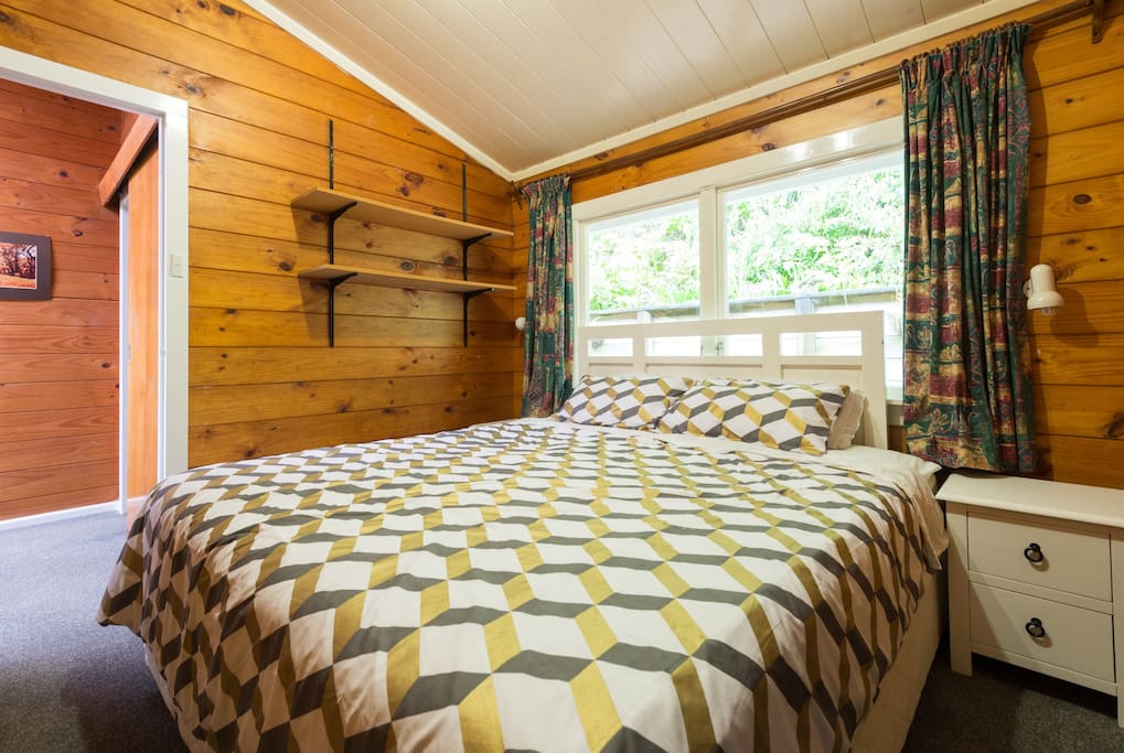The super king size bed gives couples plenty of personal sleeping space and a luxurious good night's rest.