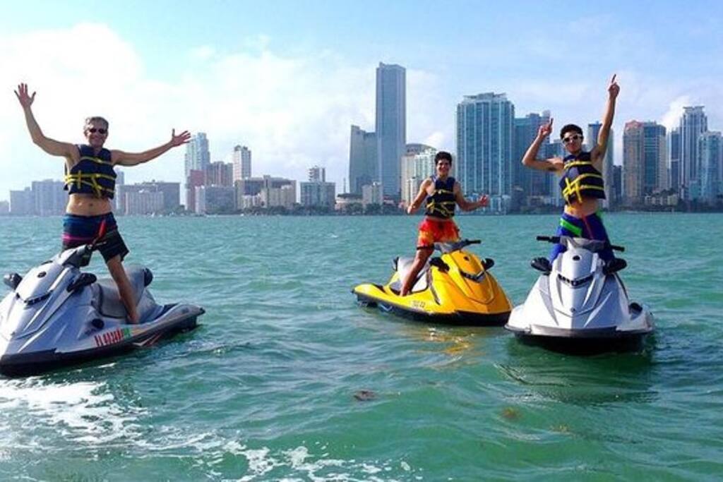 Jet ski