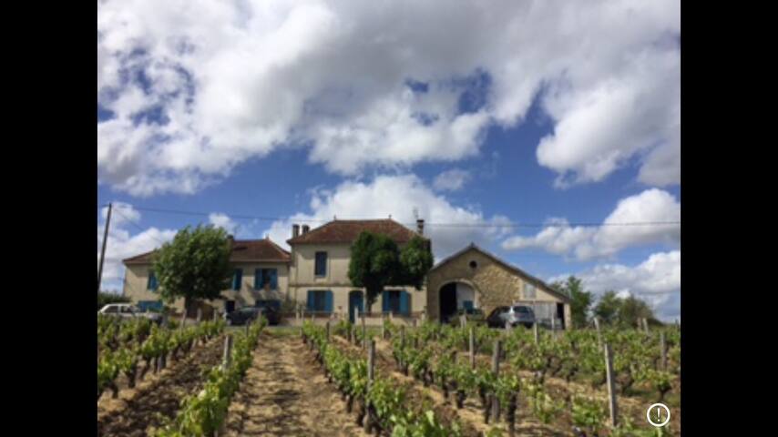 Chambre dans maison ancienne restauration en cours