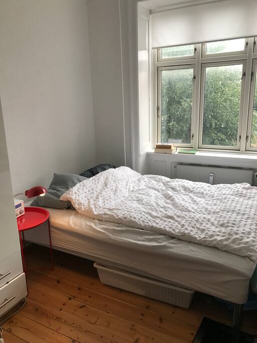 Bedroom with queen-size bed
