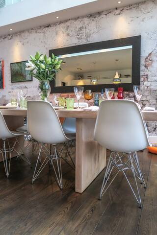 Chic Family Home near Notting Hill gallery image 5