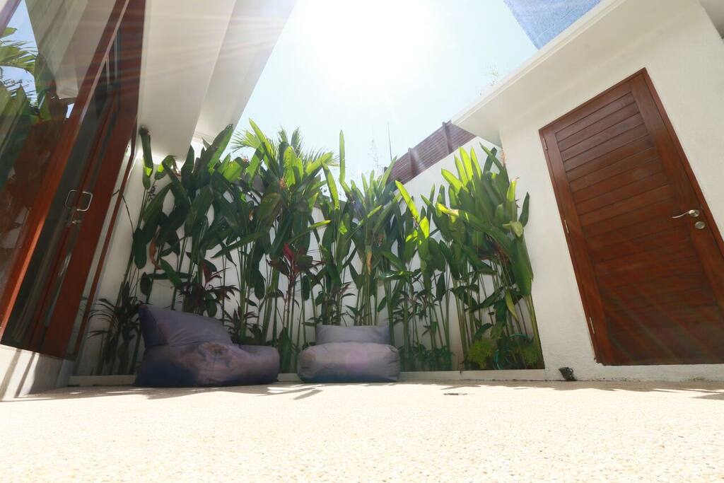 comfy lounges to chill on