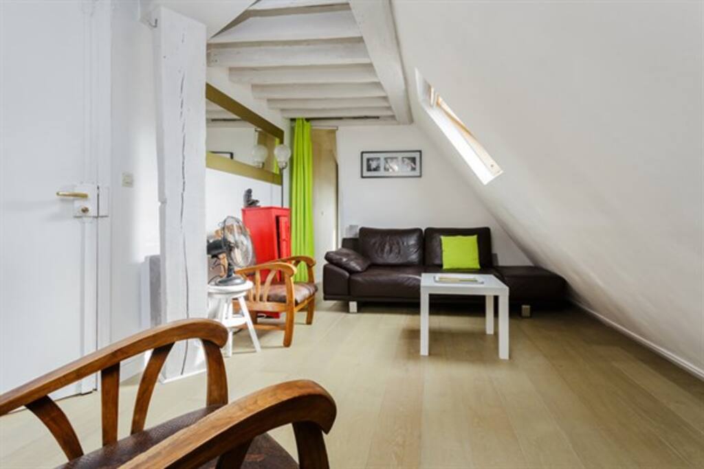 Salon / Living room