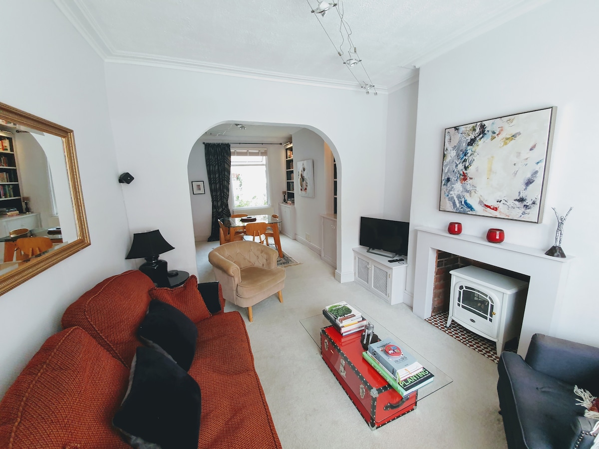 Top performing Airbnb: Boutique & Bespoke Boughton House in Great Boughton