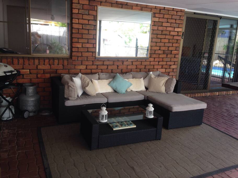 Great outdoor lounge area :)