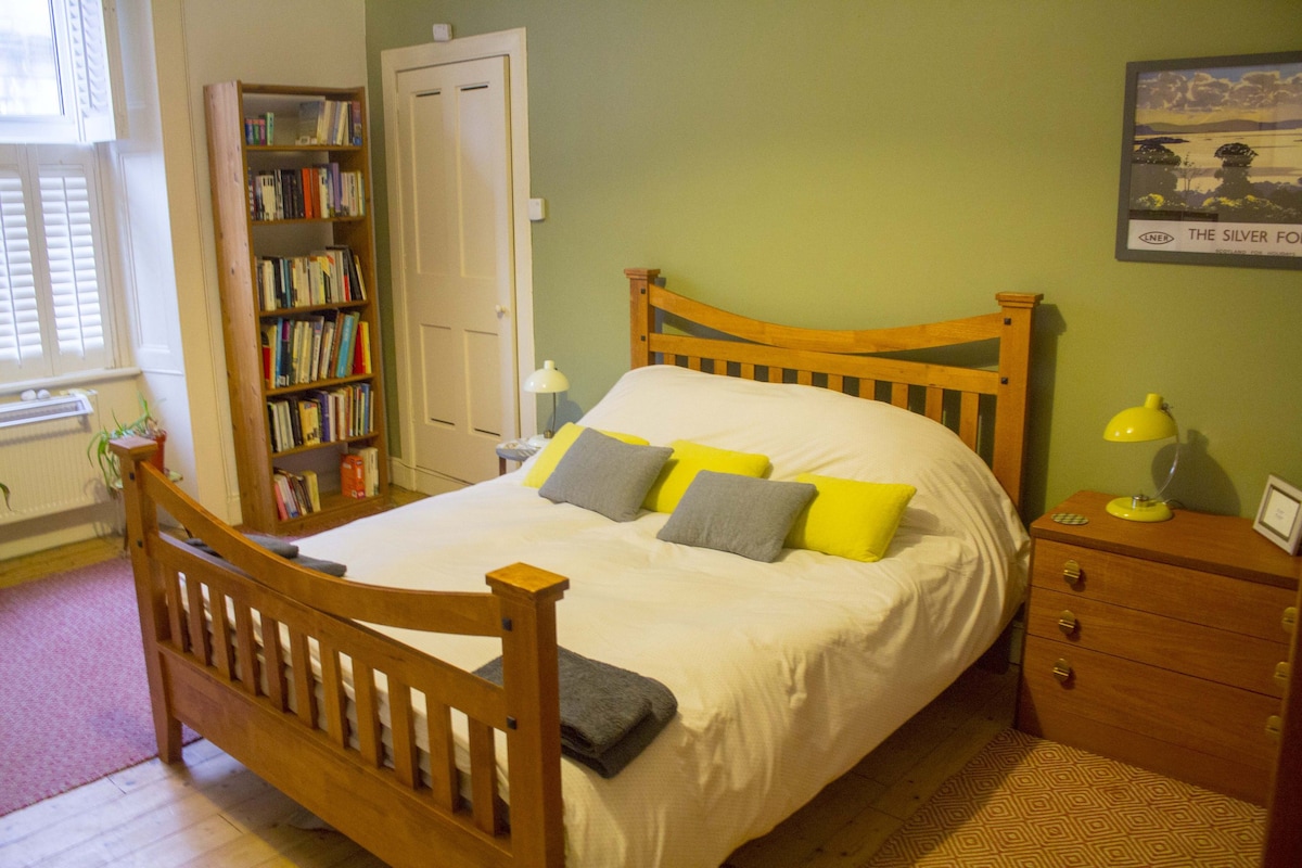 Edinburgh Holiday Rentals & Homes - United Kingdom | Airbnb