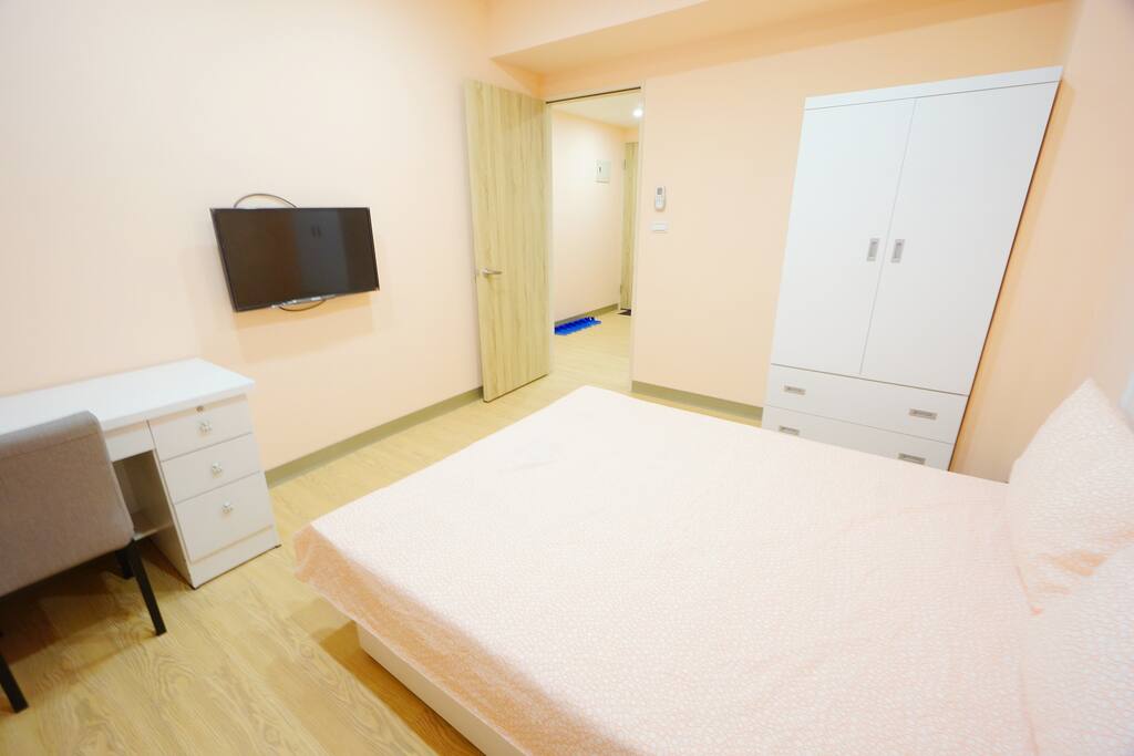 主臥室