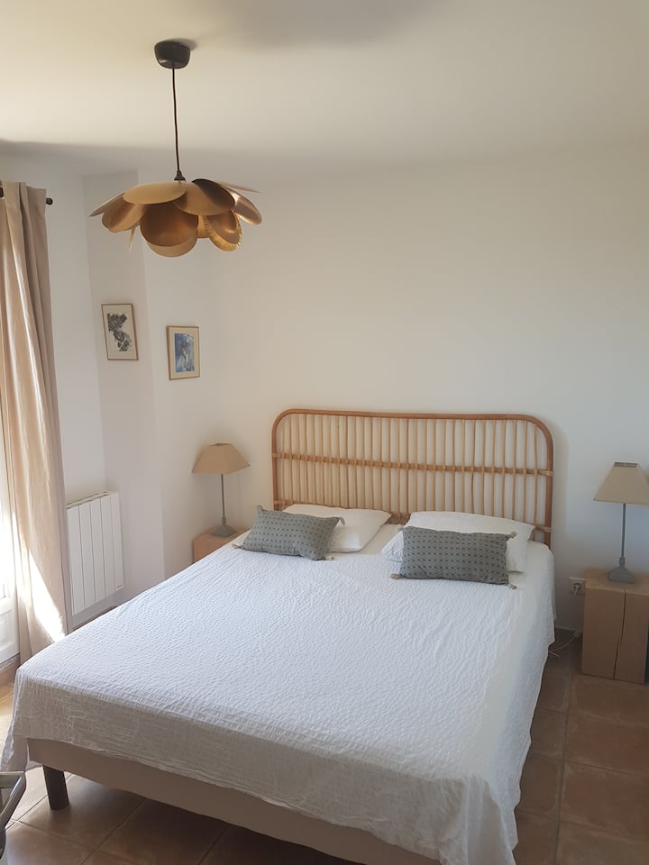 Chambre 1. Lit 160x200