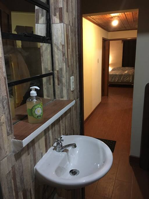 55 baño dormitorio 2