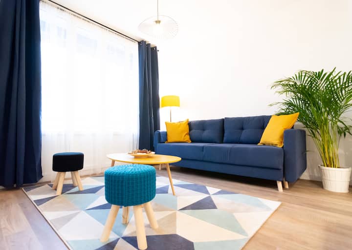 ⭐️ Chez Jules - Tram, Bus, 8 Pers, 3ch, Wifi ⭐️ - Saint-Priest