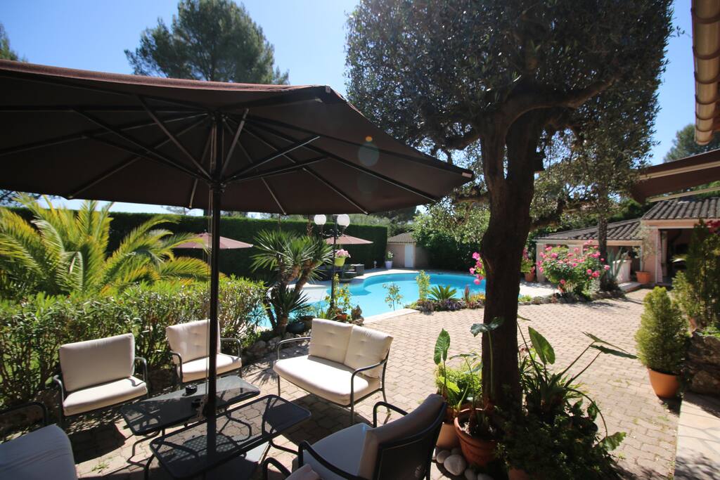 Terrasse pavée
