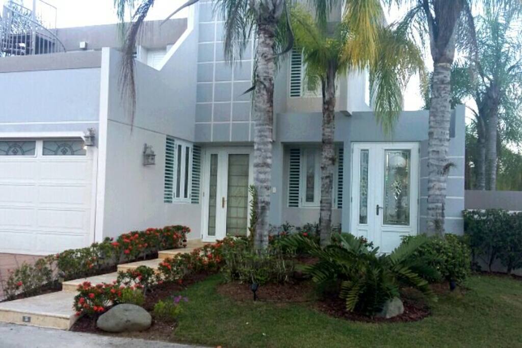 Side house
