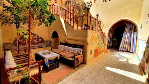 Scorpion House Luxor | Sahara Room