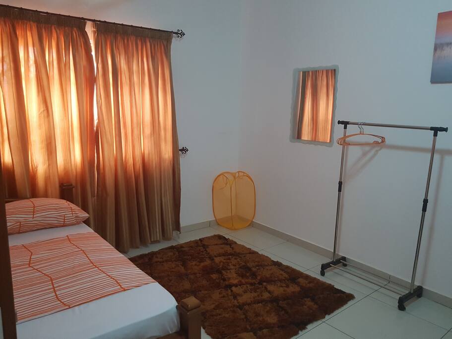 Private bedroom 1