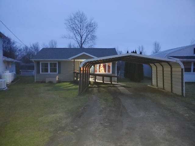 Airbnb Mongo Vacation Rentals Places To Stay Indiana