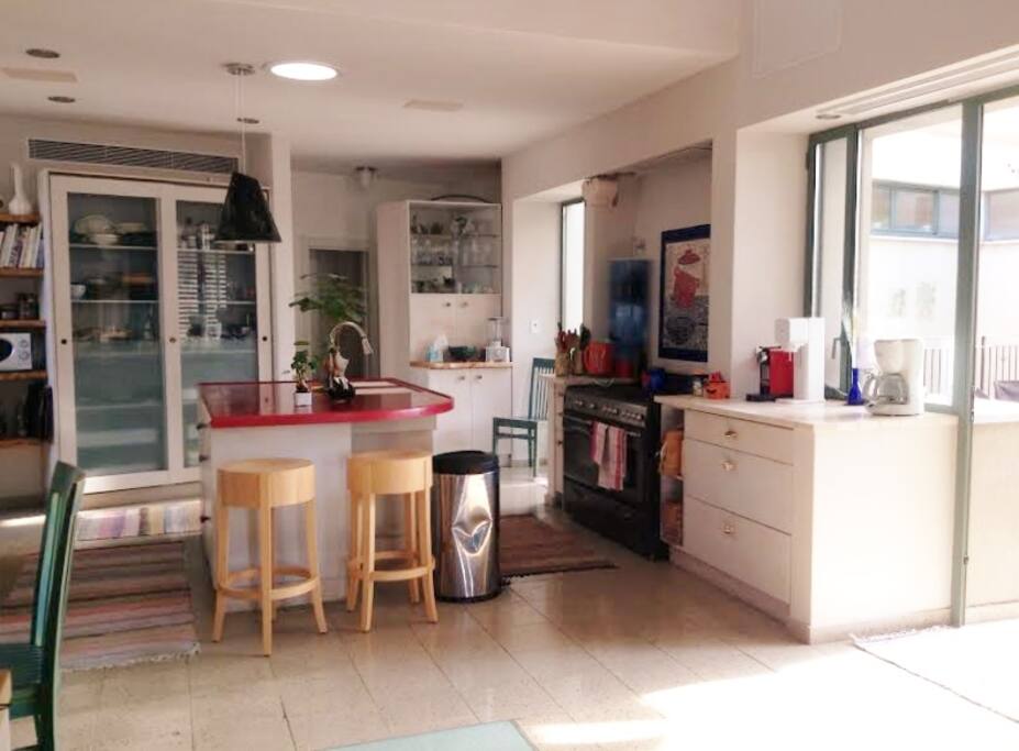Large, open kitchen. Perfect space for group-cooking.