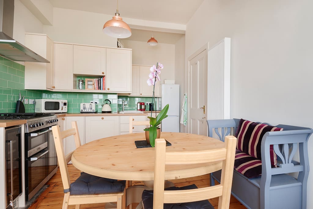 Living room kitchen