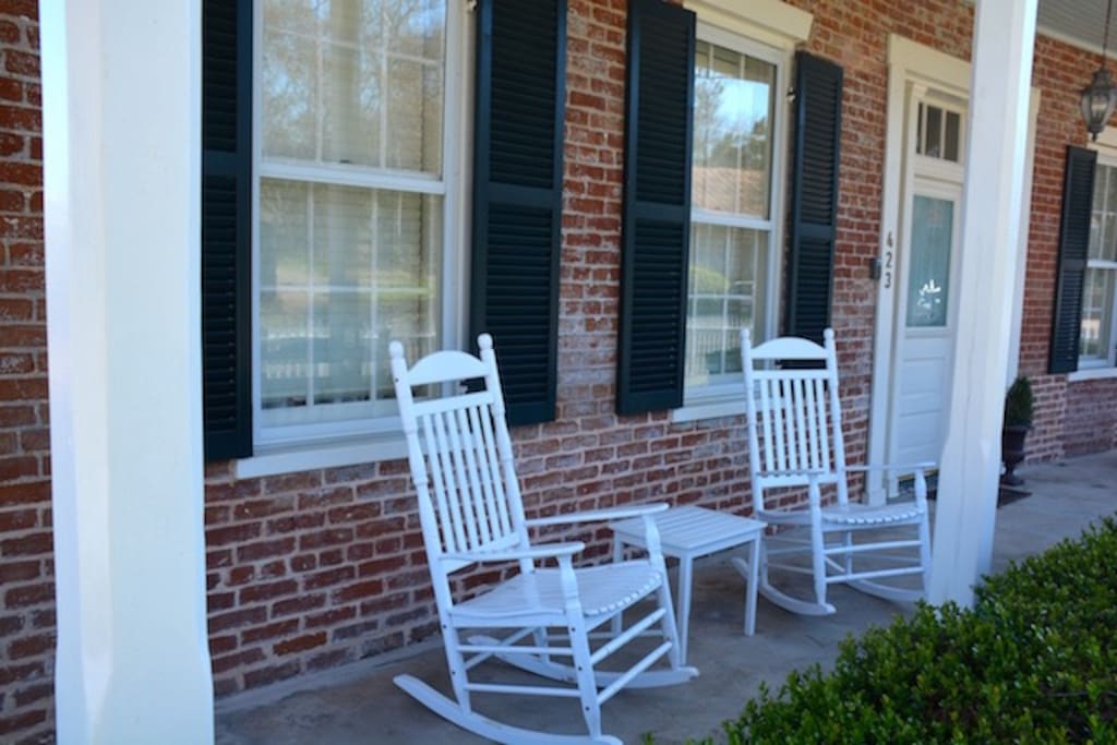 Front porch rocking chairs