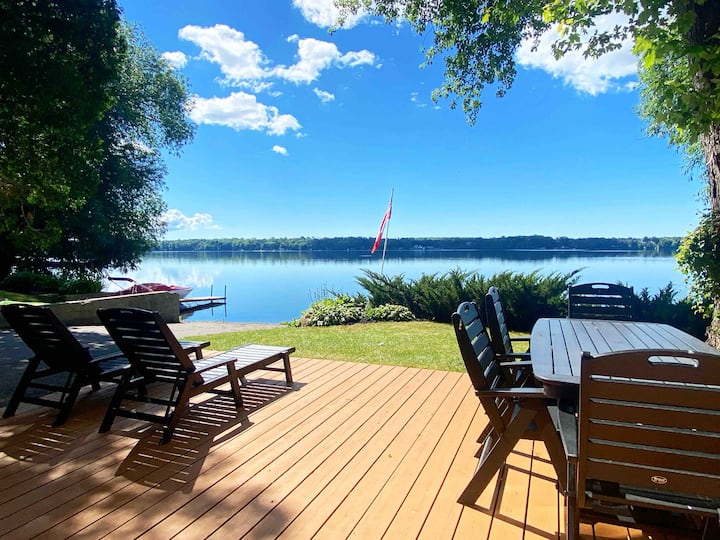2 Private, quiet lakefront cottages