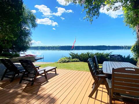 2 Private, quiet lakefront cottages