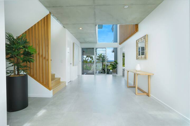 Magnificent views on Arkana, Noosa Heads gallery image 3