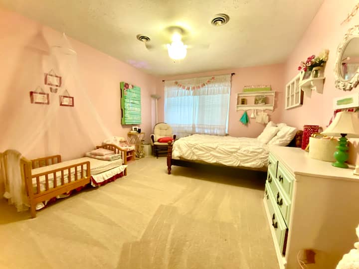 Трета спалня, на второ ниво