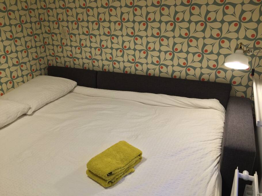 Guest room