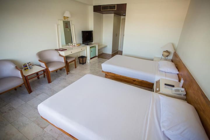 Lover Sarutobi Grand Hotel