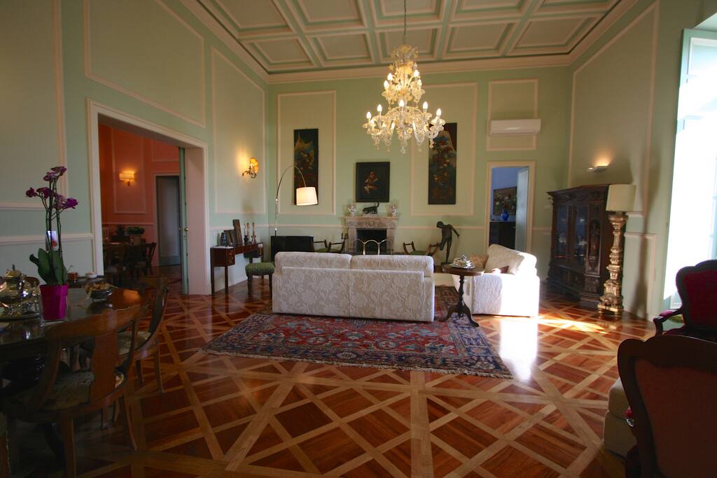 salone