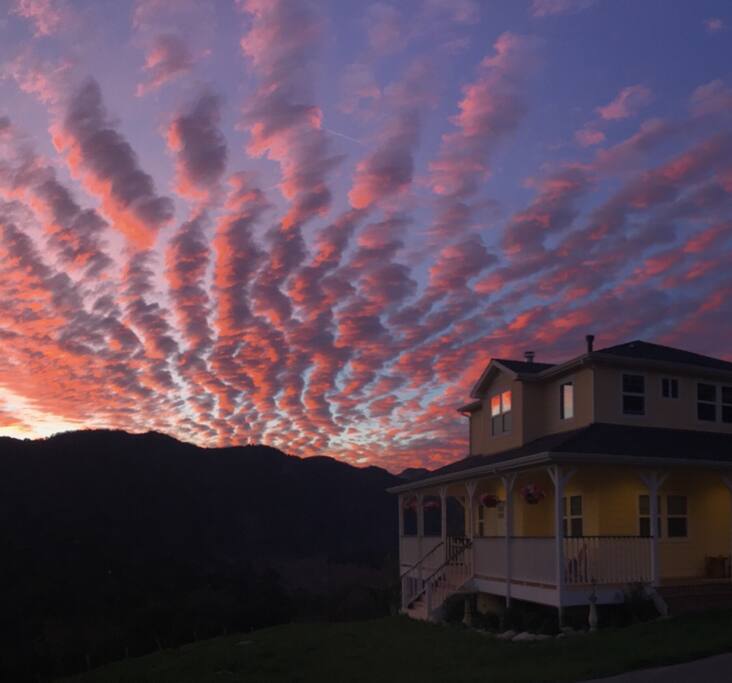 Another spectacular sunset at Lion Springs Lavender Farm!