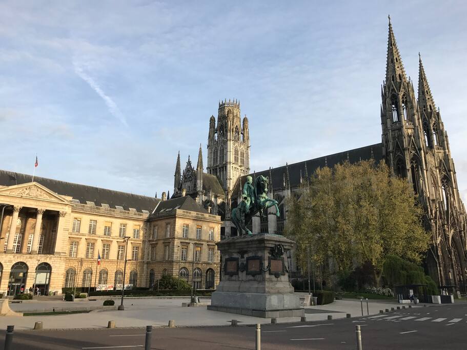 Place de l Hôtel de Ville de Rouen