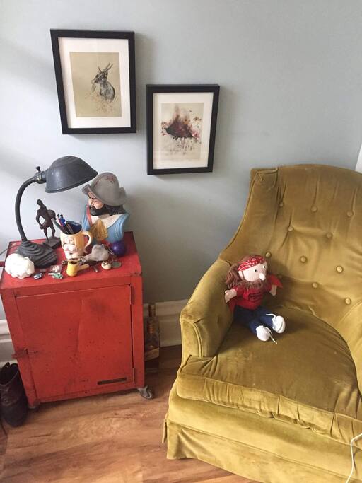 Coziest Chair & Conquistador
