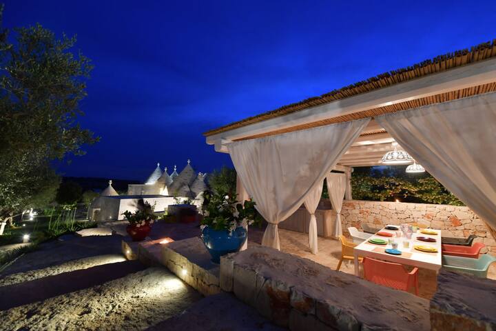 Trulli Santa Croce Luxury Holidays gallery image 4