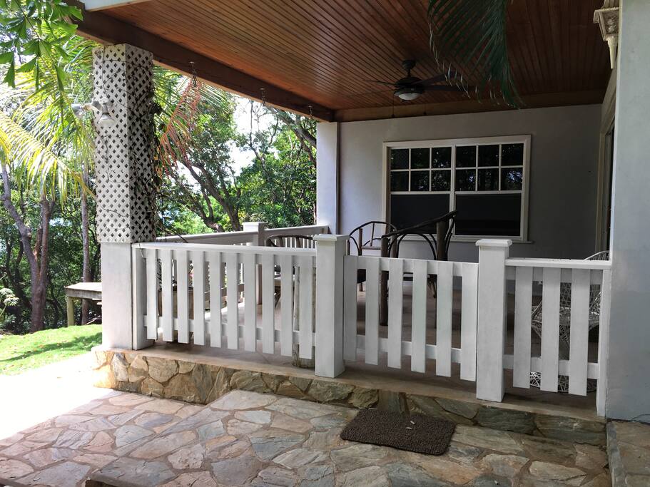Three bedroom apt deck