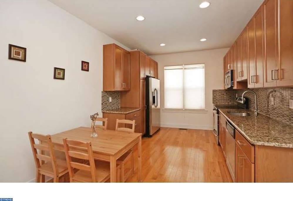 Another shot of the kitchen