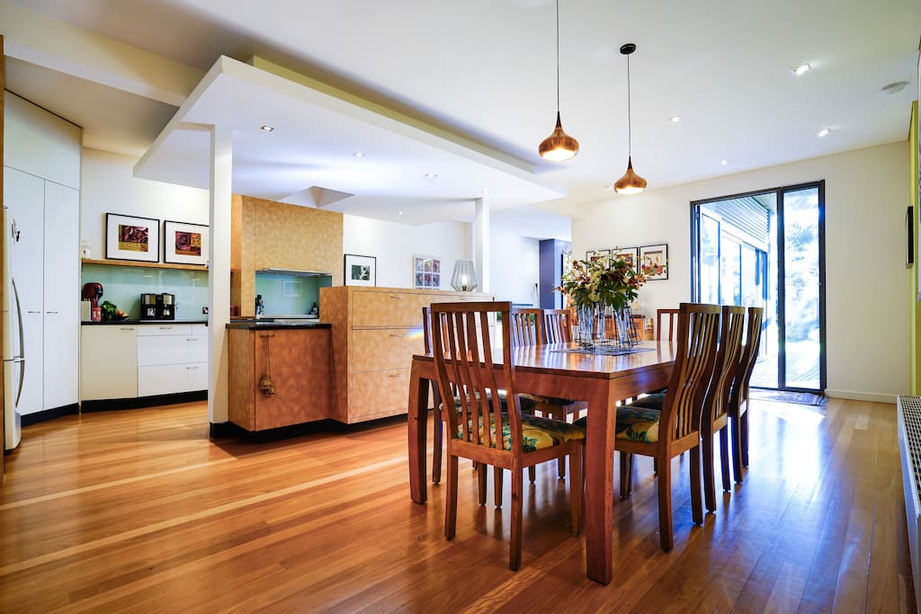 Open space kitchen & dining area