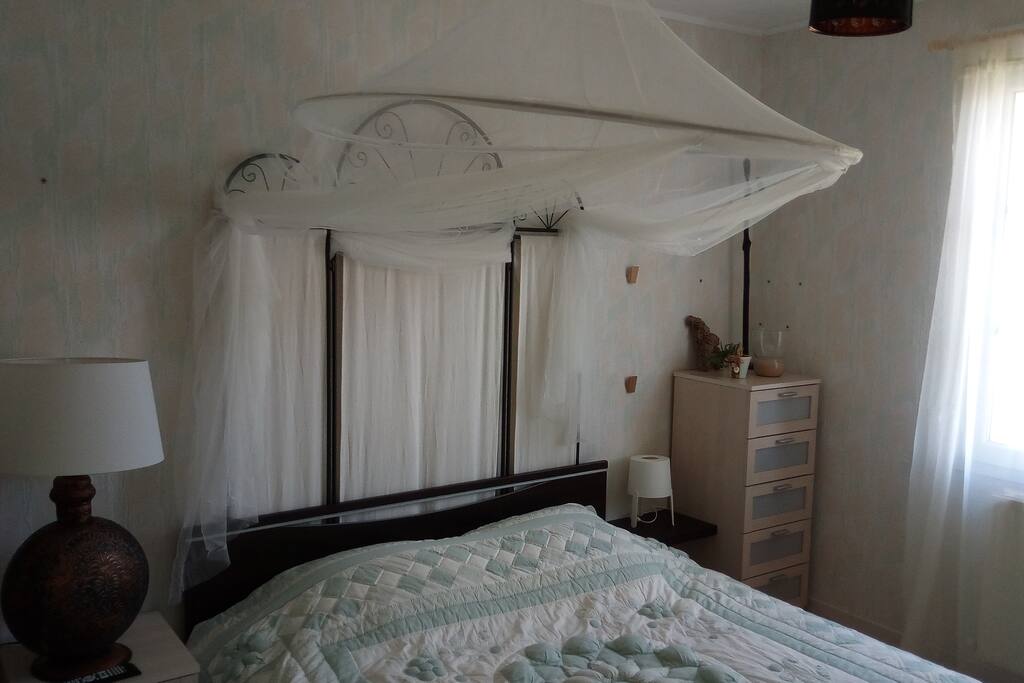 Chambre Erg CHEGAGA : 1 lit 160 x190