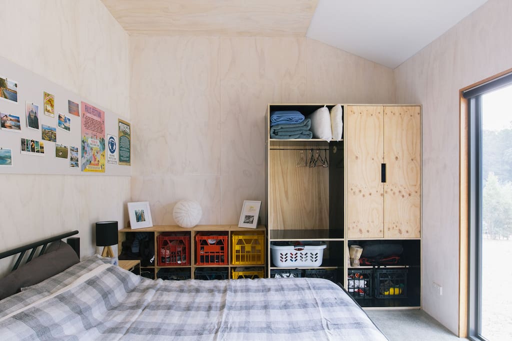 Enjoy a well-earned rest in the comfy queen size bed