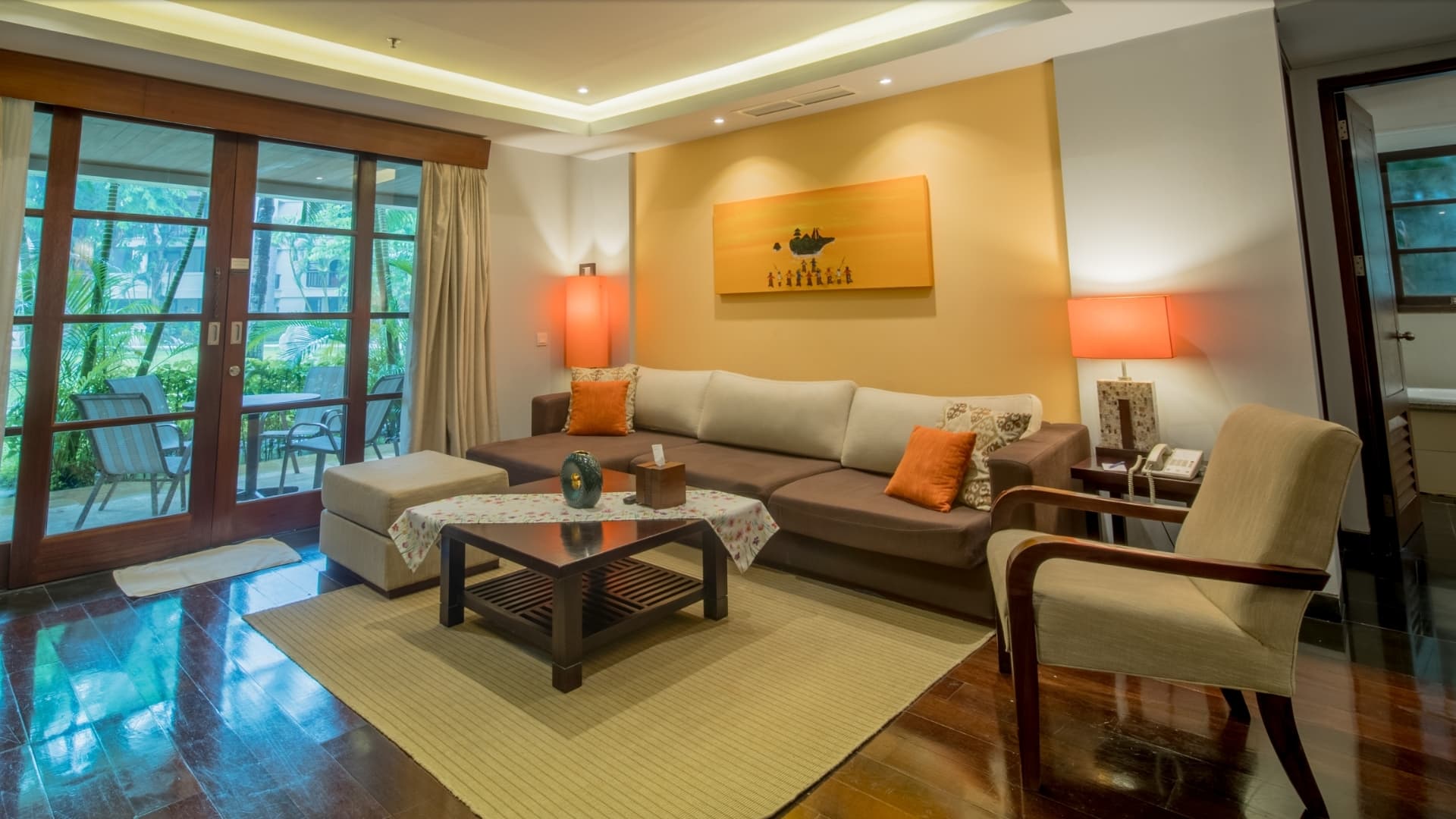 Luxury Residence 2 with hotel resort facilities