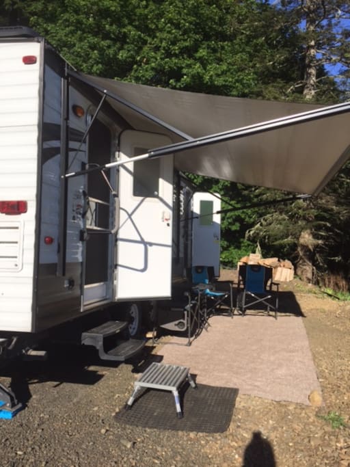 Enjoy a covered canopied seating area, where the spectacular river views are front and center!