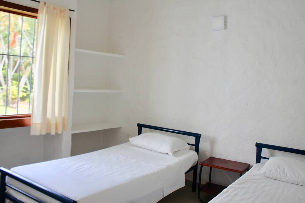 Habitación 1 : 2 camas sencillas