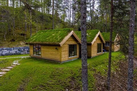 Well appointed cabin from 2020/1850 at Hestadfjorden