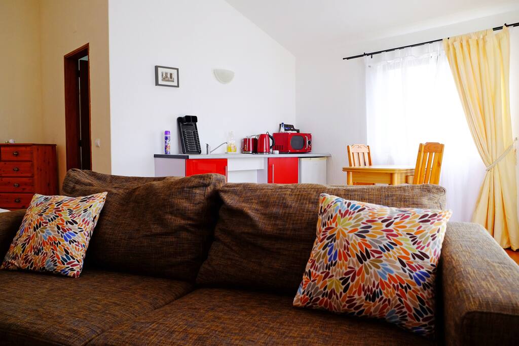 Living space 46 sq mtrs
