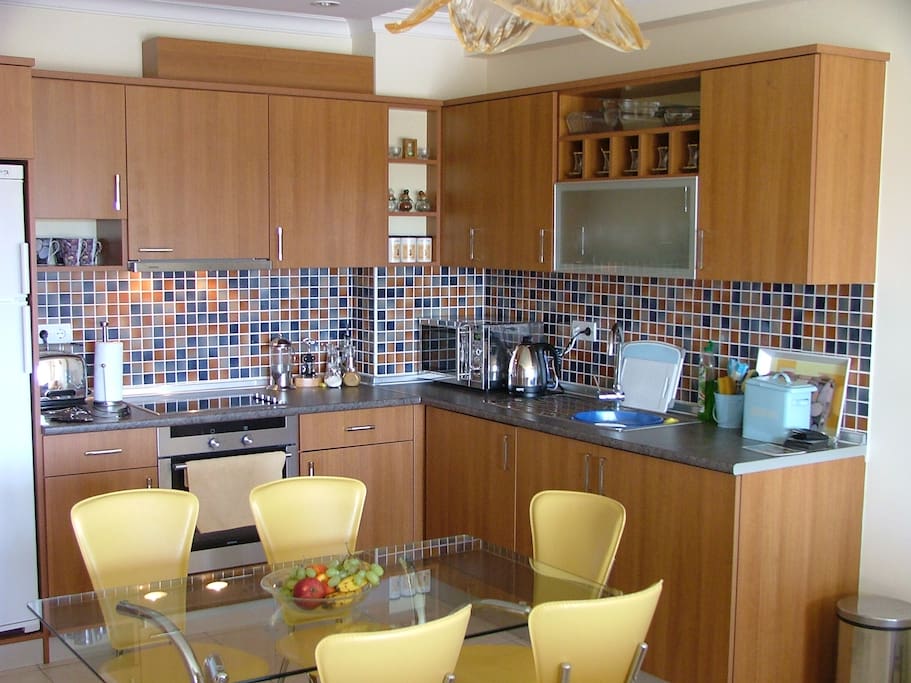 Fully equipped kitchen
