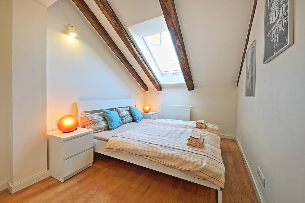 1st bedroom