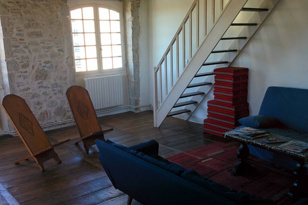 salon et acces mezzanine
